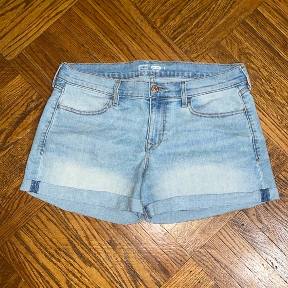 Old Navy Semi Fitted Jean Shorts